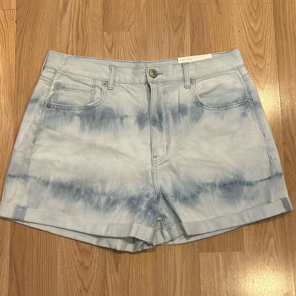 NWT American Eagle Outfitters Throwback Design Mom Shorts Size 14